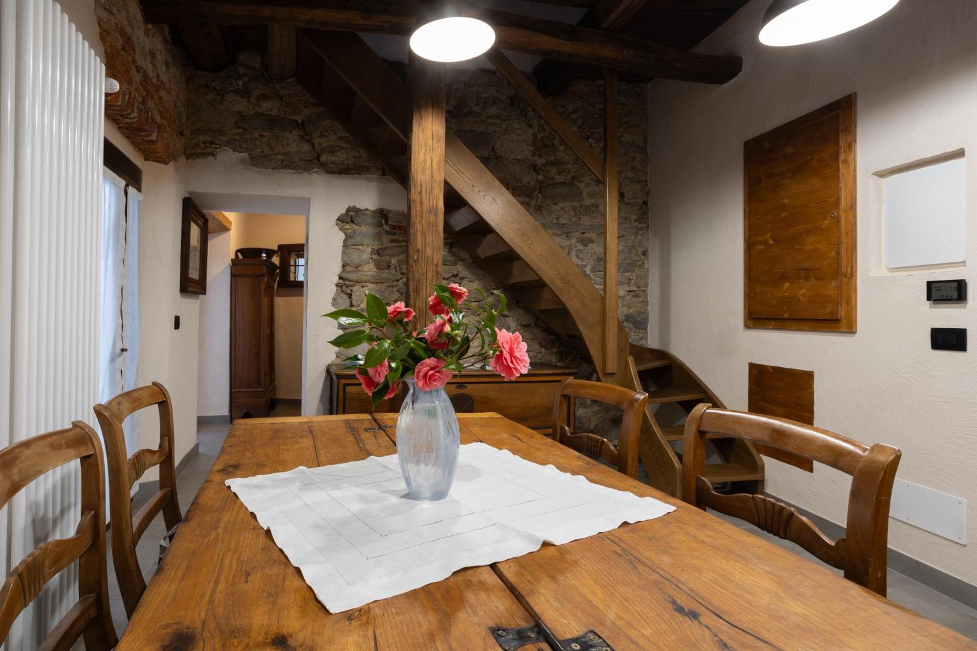 Da Tinti Apartment Madonna Del Sasso Exterior photo